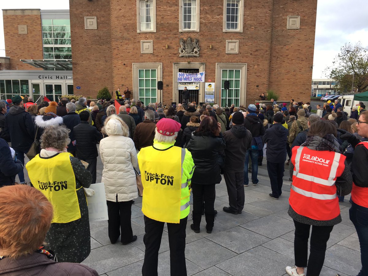 hesketh50's tweet photo. Listening to a great speech against #fracking by the local MP in Ellesmere Port https://t.co/btWwgggDNz