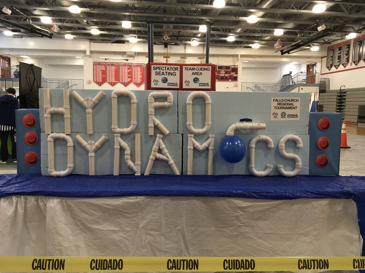 elvina24's tweet photo. Our big day is finally here! Go Husky Robotics! #myflinthill #fcfll #MSRobotics https://t.co/OjI0iuENmB