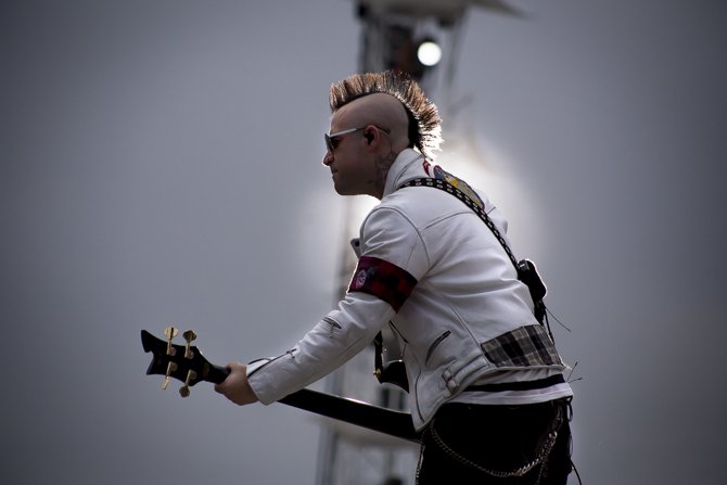 Happy Birthday, Johnny Christ! Neste sábado (18), o baixista do Avenged Sevenfold completa seus 33 anos de idade. 