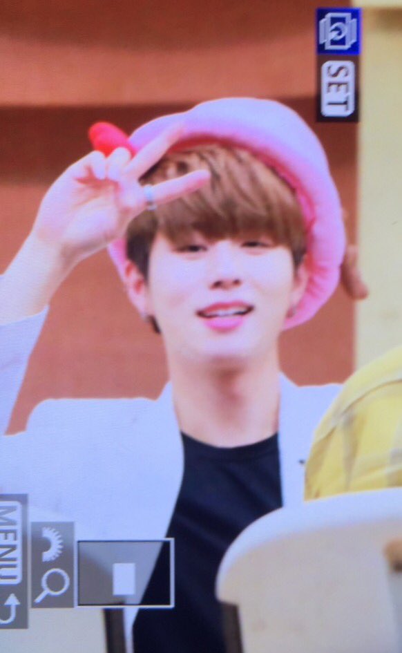 JIAHNnet's tweet photo. 171118 대구 팬싸 프리뷰
쵸파하튜❤️❤️❤️💕💕💕
#in2it #인투잇 #지안 #jiahn #유지안 https://t.co/Hu9APLBDLX
