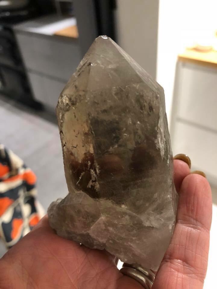 homeofwillow's tweet photo. Smokey Quartz;?These stones are strongly protective and are excellent stones for all of us to keep within our aura at all times.
If you are a spiritual worker such as a clairvoyant, you may take advantage of this stones ability as a stone of psychic protection. #crystals https://t.co/145TLxD0LI
