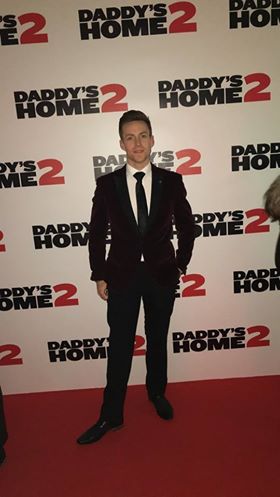 Protocolformen's tweet photo. John looking great in our Lambretta Velvet jacket at the Daddys Home 2 premiere.
#dwtsirl #DaddysHome2 #blacktie https://t.co/QWHcCgX8gn