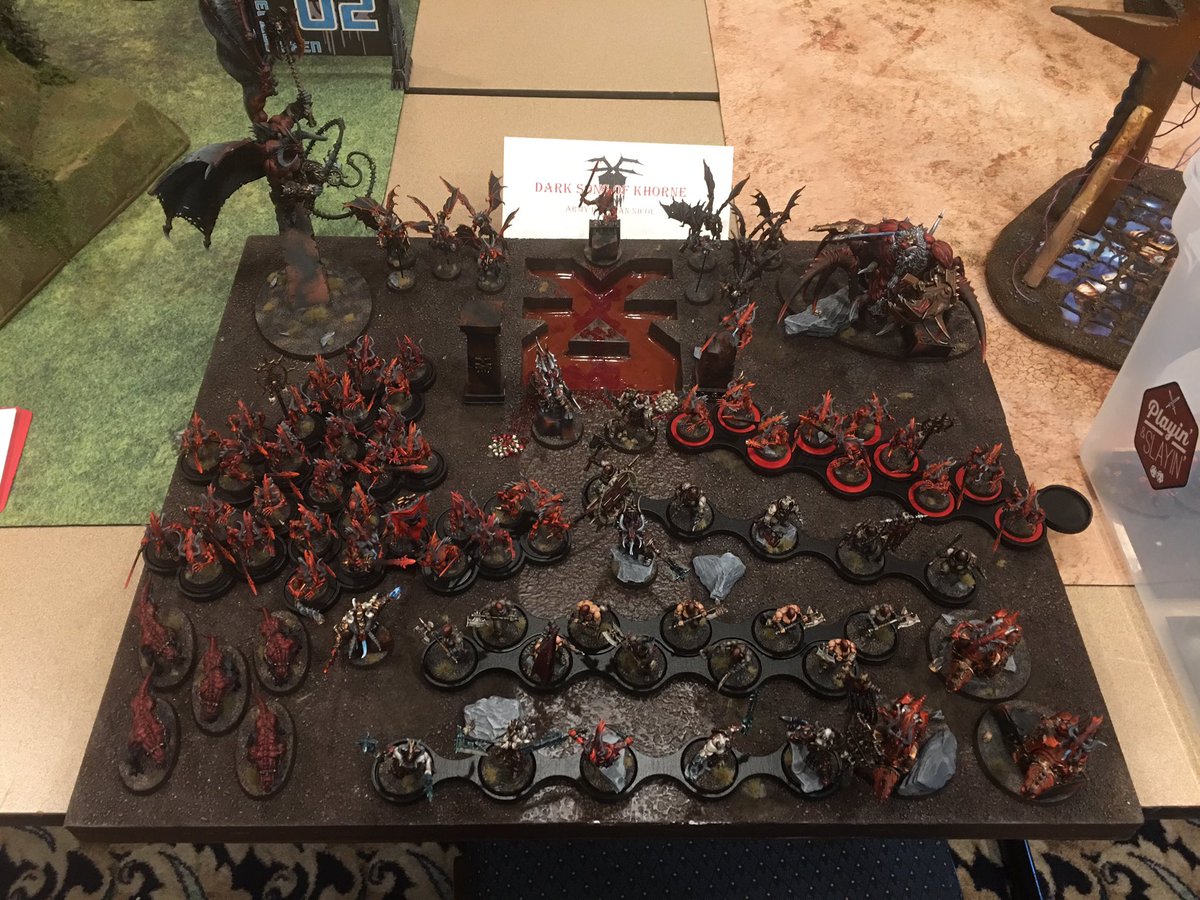 LordBaerion's tweet photo. #RenegadeGT Army is set up and ready! With the 500 pt sidebar my display is just not quite big enough! #B4TBG #SFTST https://t.co/clf19KsDY1