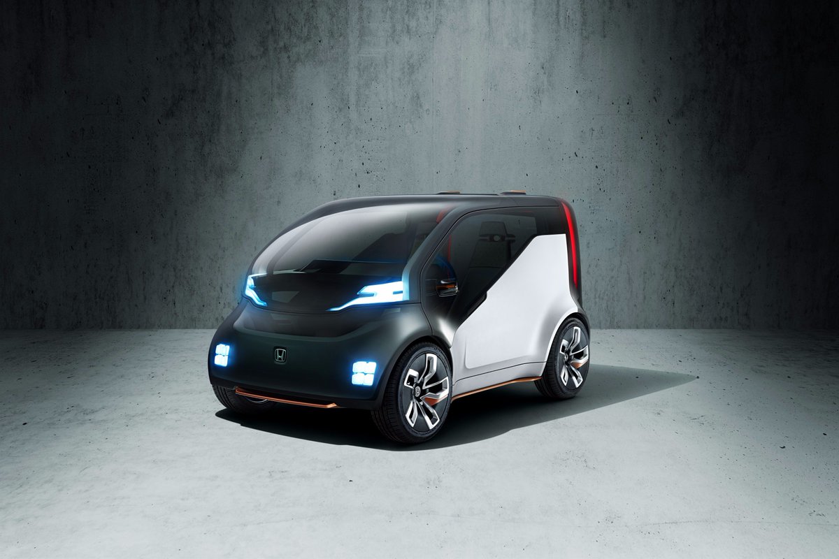 HondaTR's tweet photo. Otonom sürüş ve #AI teknolojisine sahip #Honda #NeuV concept, sürücünün yüz ifadesi ve ses tonundan stres seviyesini belirleyebiliyor. https://t.co/BYi8lQTsZw