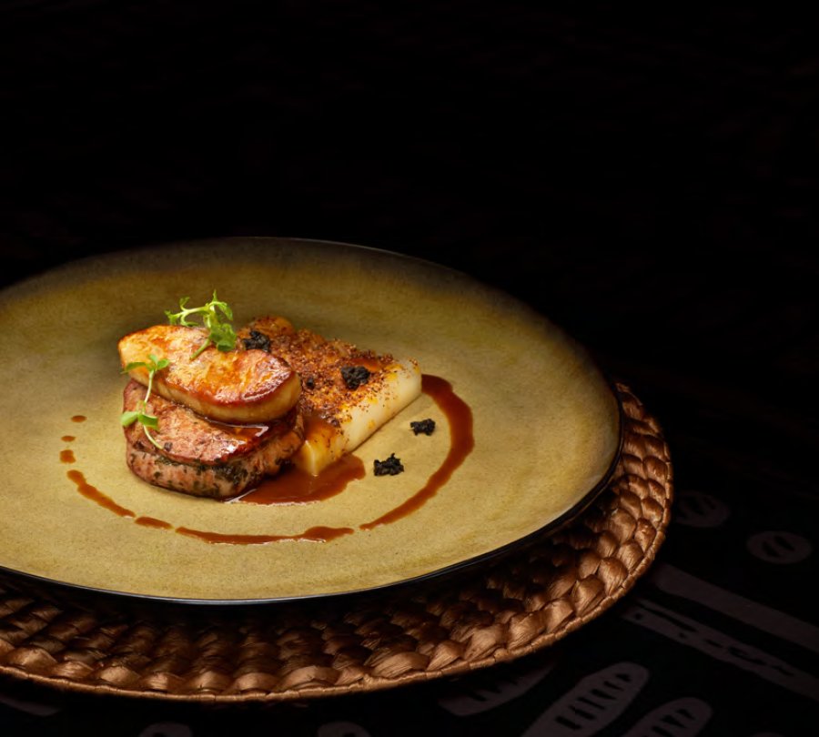 ParisCVB's tweet photo. The lookbook of the prestigious caterer #ButardEnescot for the winter season looks tasty! Think about it for your next event > https://t.co/Qn0SJh6tgn https://t.co/wMwUz3sTjC