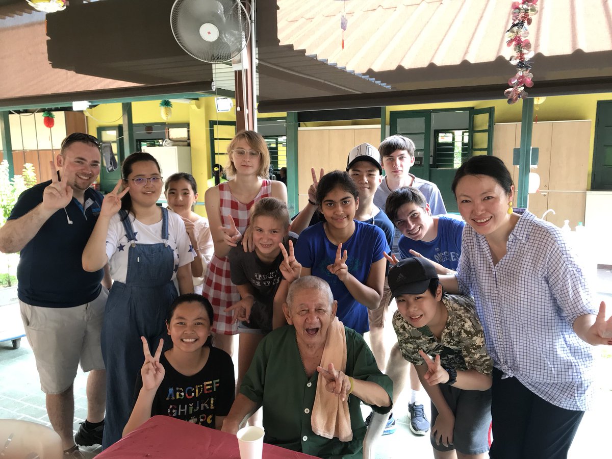 raelei520's tweet photo. The moment when you forget you’re volunteering to help change lives,because it’s changing yours.#GEMSInspire https://t.co/Nrjf21VIxW