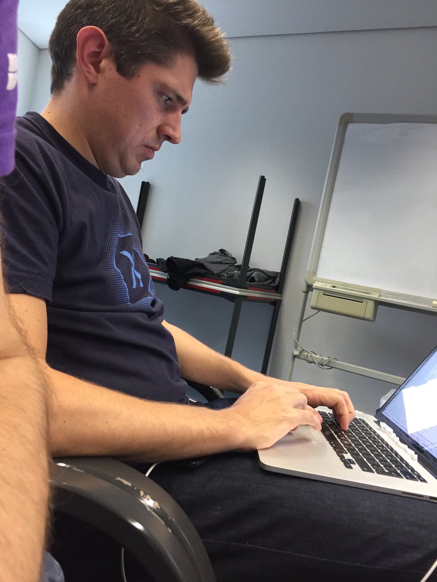 Depechie's tweet image. Work work work, developer, developer, developer #XamarinDevDays @janvdp