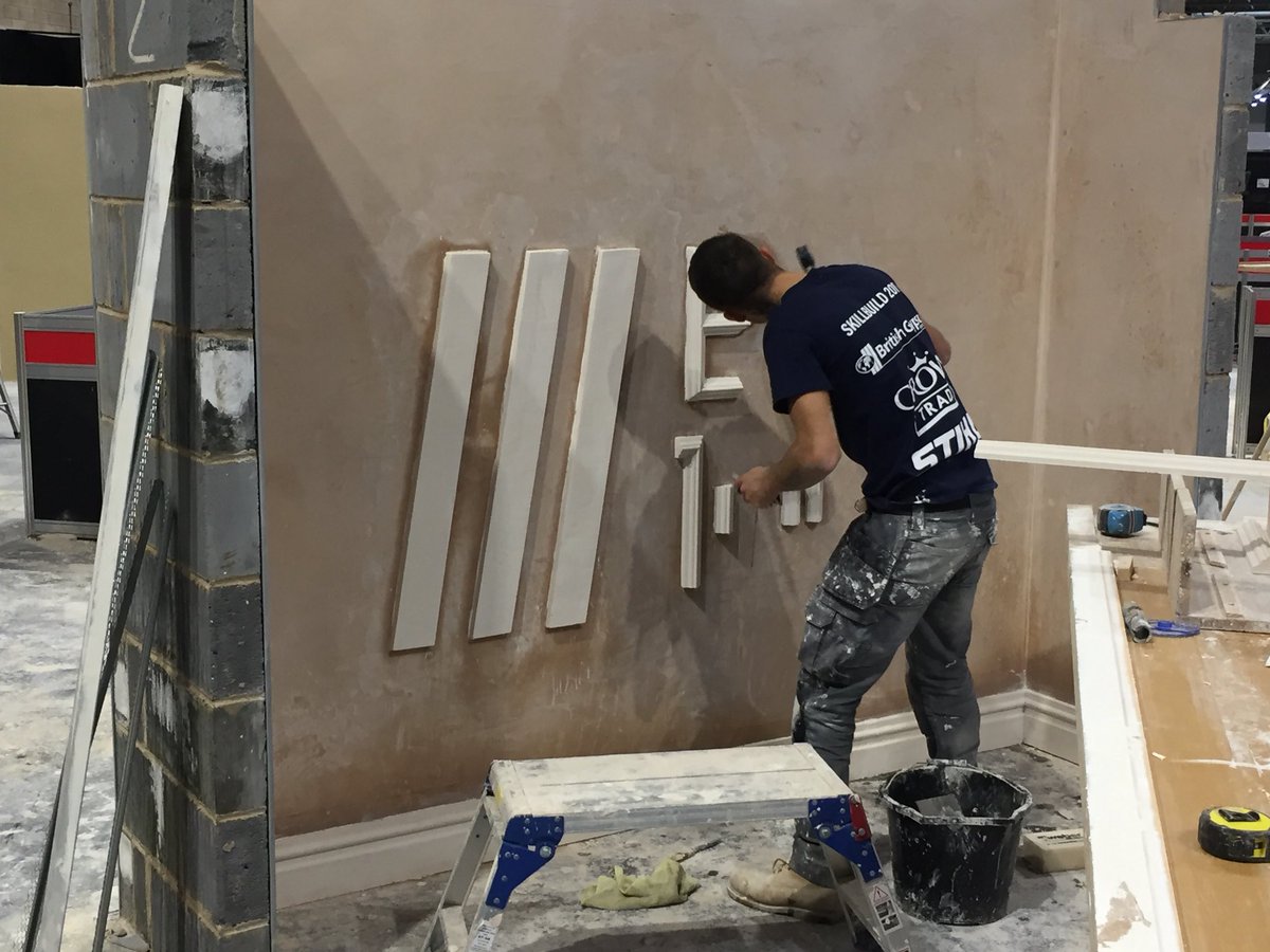 thedozeffect's tweet photo. It’s been a great few days well done to all the competitors you all deserve a 🥇@NorthlandColl @britishgypsum #SkillBuild2017 #CITB #plastering #talent https://t.co/lx2CCurSPX