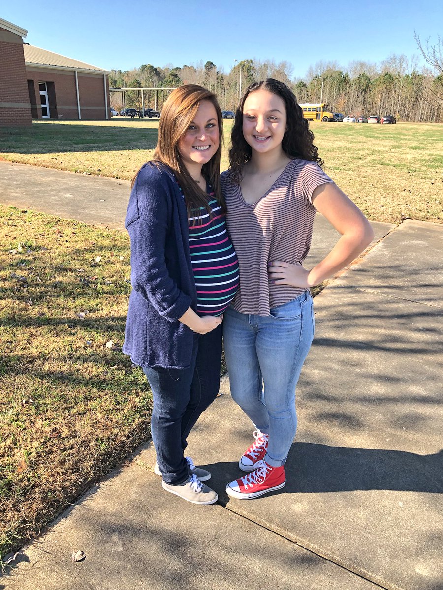 Sykes_Math's tweet photo. Rewarding the kids hard work in math with a friendly game of kickball! Happy Thanksgiving break! @MMSTeamAspire @MadrasEagles #KidsDeserveIt https://t.co/7KrBAWBB8X