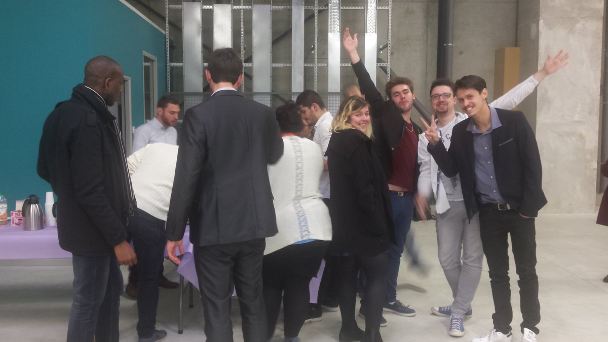 Petit moment restauration pour nos apprenants pendant le #creathon. <a href="/Ecole_Numerique/">La Grande École du Numérique</a> <a href="/simplonco/">ok</a> <a href="/ccpaysnoyonnais/">CC Pays Noyonnais</a> <a href="/EnactusFrance/">EnactusFrance</a>