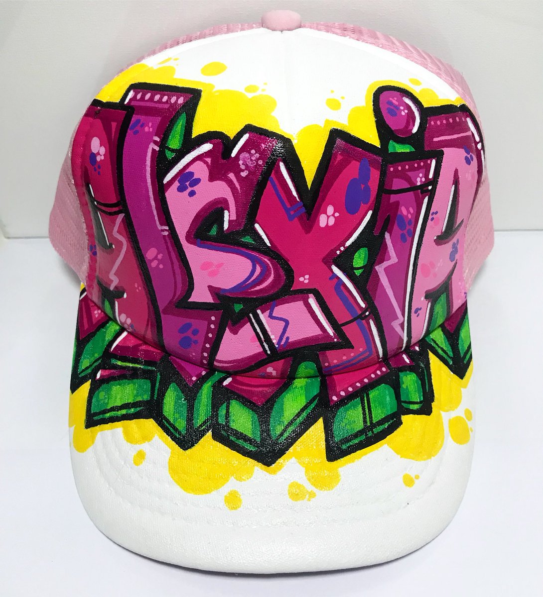 CustomStation's tweet image. Gorrita personalizada para Alexia @Alexiasanadrian bailarina del programa Pequeños Gigantes! Pide ya la tuya por privado! 😊