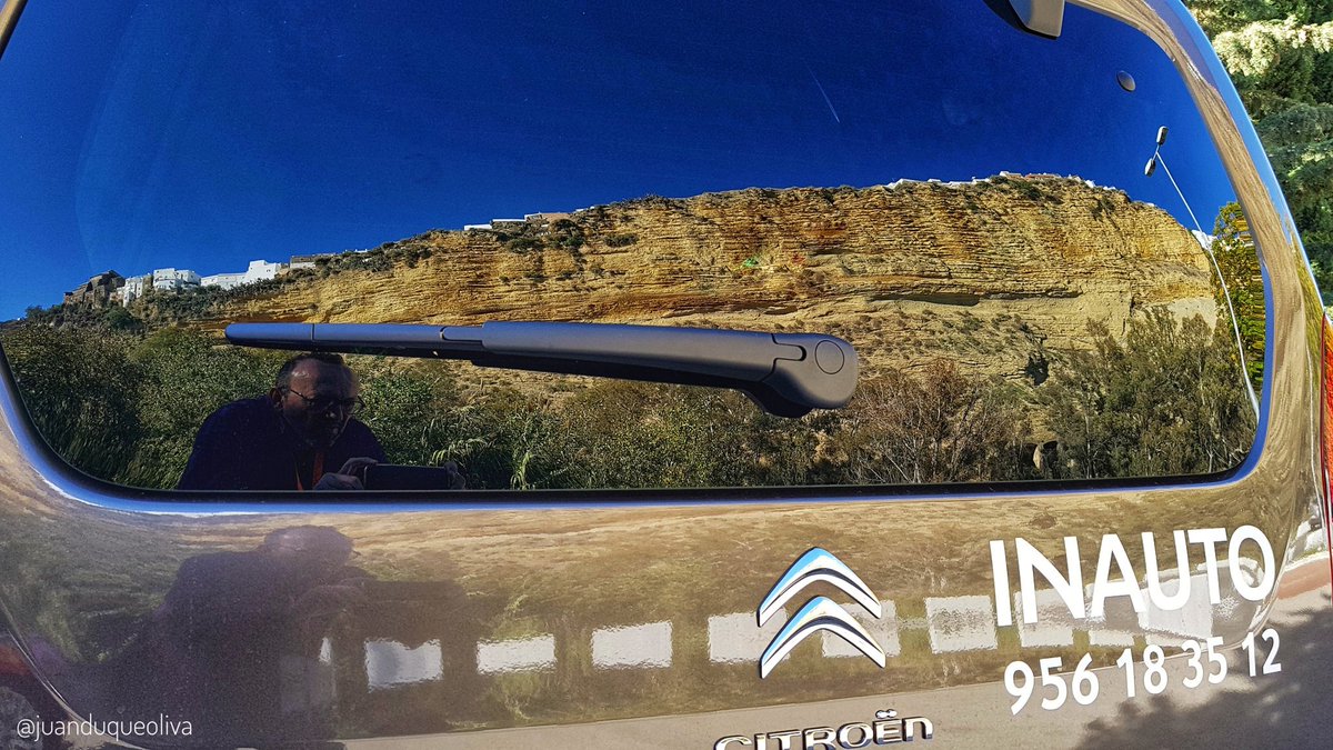 juanduqueoliva's tweet photo. #ArcosdelaFrontera #Inauto @InautoCitroenDs #Citroen @TurismodeArcos #aunahoraCádiz @RedGuadalinfo @diputacioncadiz https://t.co/I1vBZy3JvQ