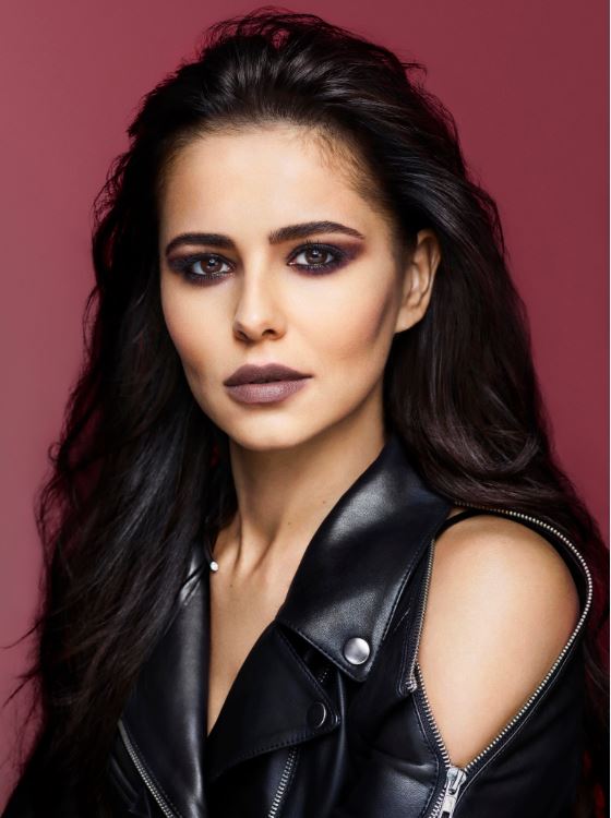 Our amazing ambassador @CherylOfficial launched her range of @LOrealParisUK lip kits one month ago today! £1 from every kit is donated to help #CherylsTrust change young lives. Have you bought yours yet? > goo.gl/wwxfHj #AllWorthIt