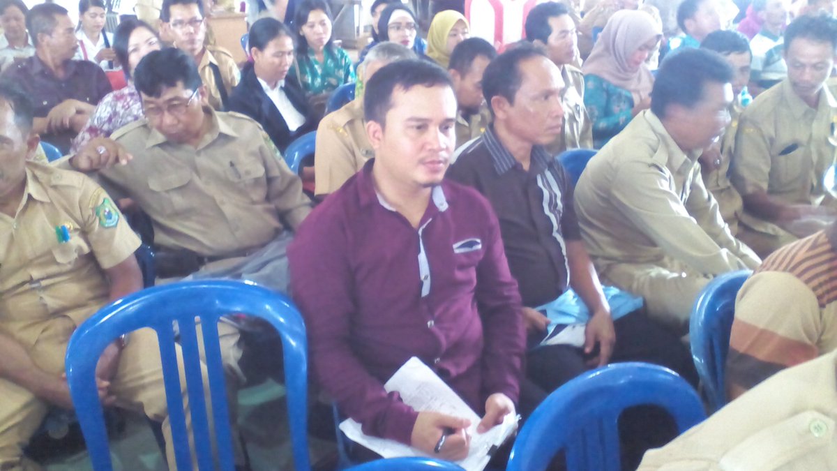 BKpz84's tweet photo. #ManfaatDanaDesa
Sangat berguna bagi pembangunan....menghadiri sosialisasi dana desa dan dana pendidikan bersama tim saber pungli..
@bahtar suryani https://t.co/KOJz95cbtI