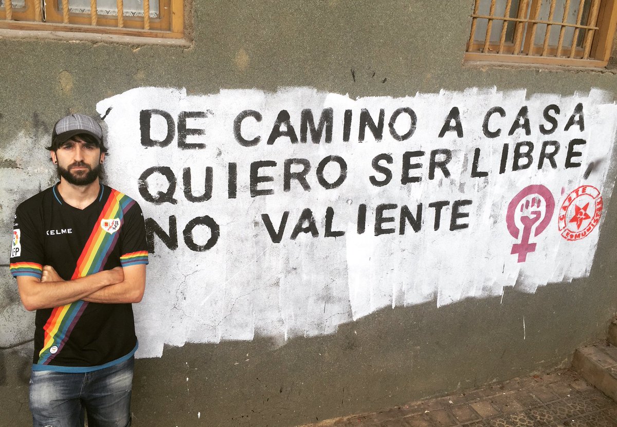 Urce_9's tweet photo. Volver a casa tras salir de fiesta no puede ser una ruleta rusa.

#StopAgresionesMachistas
#NoEsNo #SiNosTocanAUnaNosTocanATodas
#LaManada #JusticiaPatriarcal https://t.co/BH5rNHcK30