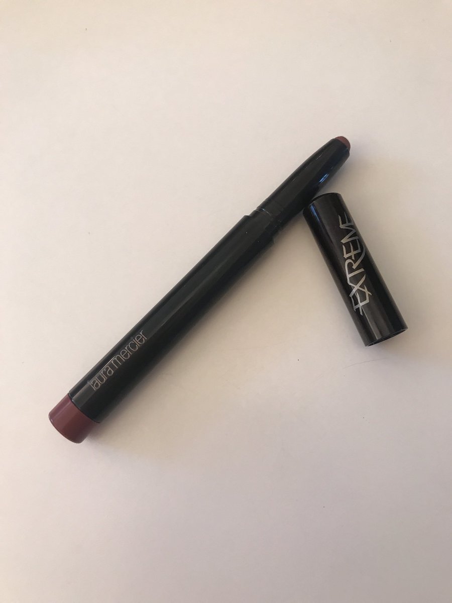 Colour of the day: <a href="/LauraMercierUK/">LauraMercierUK</a> #extremelipstick #lauramercier #marygreenwell#mymgmakeup#fierce ❤️