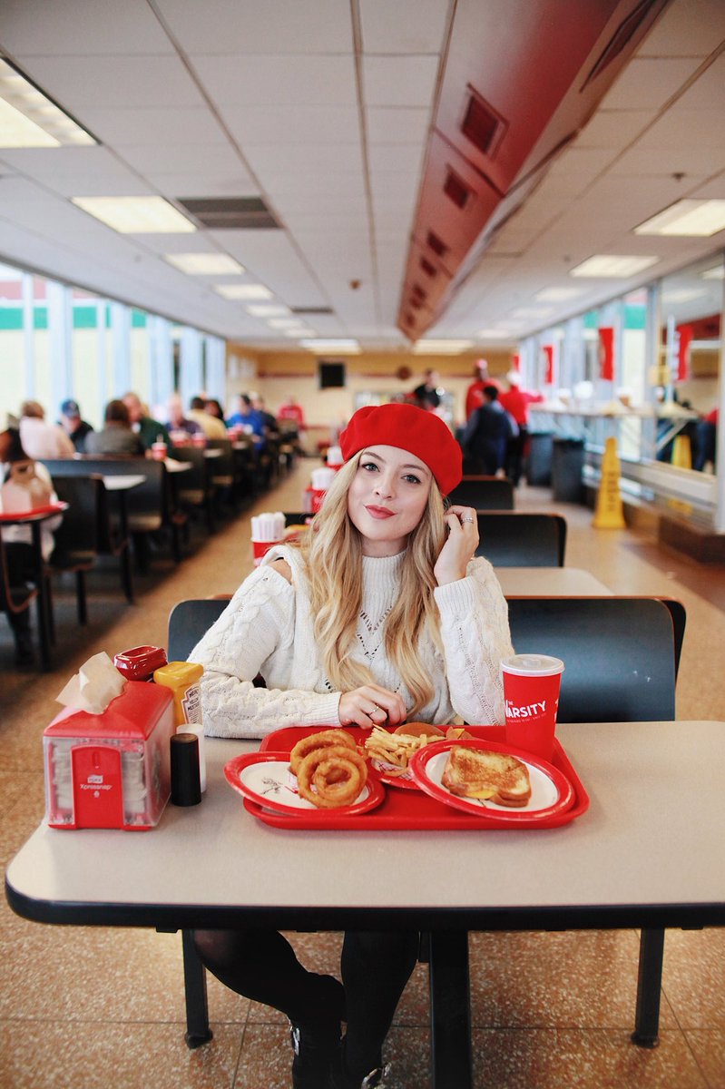 rachel_martino's tweet image. more ATL memories 🍑 special thanks to @hotelindigo for hosting us &amp;amp; showing us around Atlanta! #ColorofDiscovery #Sponsored