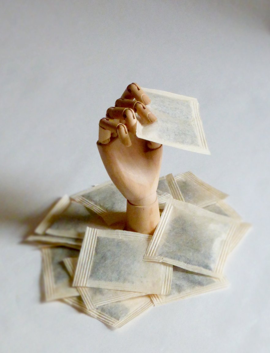 HannahSellsTea's tweet photo. Our tea bags just got better.

Now they are all made with an unbleached paper, making them more environmentally friendly to produce. They look smart, too! https://t.co/5OTRDyN3T3