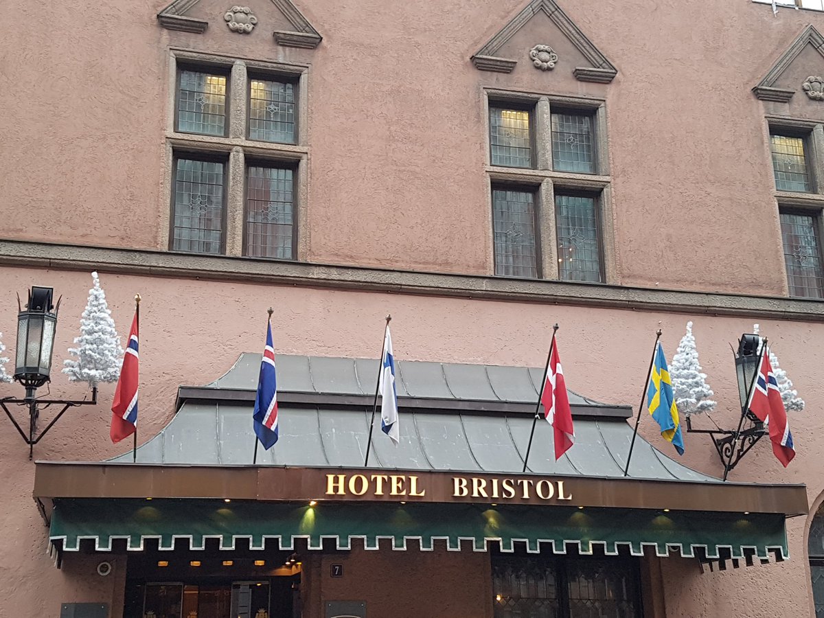 A_MacLullich's tweet photo. Goodbye to #EDAOslo2017 - a fantastic meeting full of great, diverse #delirium science.
Amazing work by @lowatne @MariaKrogseth @KarenRoksundHov @beneerland & team.
Wonderful to meet old & new friends. Thanks to @AmerDelirium & @ANZDA_delirium for supporting as always. https://t.co/r2MWPLzfxC