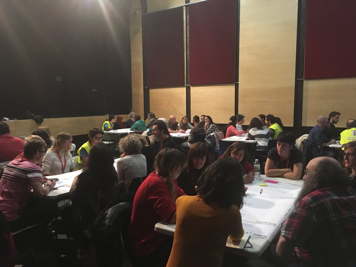 raulolivan's tweet photo. Todos los grupos residentes del laboratorio ciudadano #thinkzac diagnosticando necesidades en la ciudad y diseñando soluciones. #thinkzacfest https://t.co/lpNztmGtNB