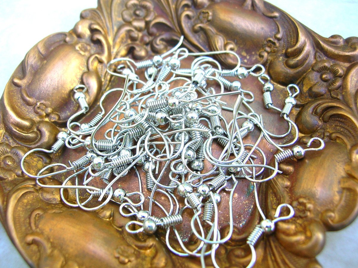 Earring Hooks - Jewelry Findings - Silver Tone Earrin… tuppu.net/ccede3e #BohemianGypsyCaravan #EarringFinding