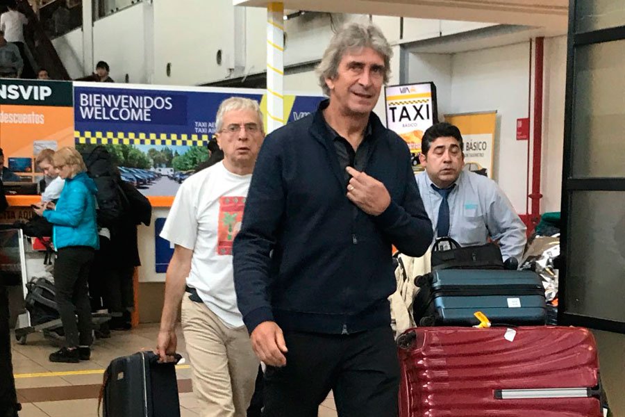 ElDeportivoLT's tweet photo. ⚽️🇨🇱 Manuel Pellegrini, confirma: “No seré el próximo DT de la selección” https://t.co/h3ItNy221V https://t.co/zKBD1sy8NA