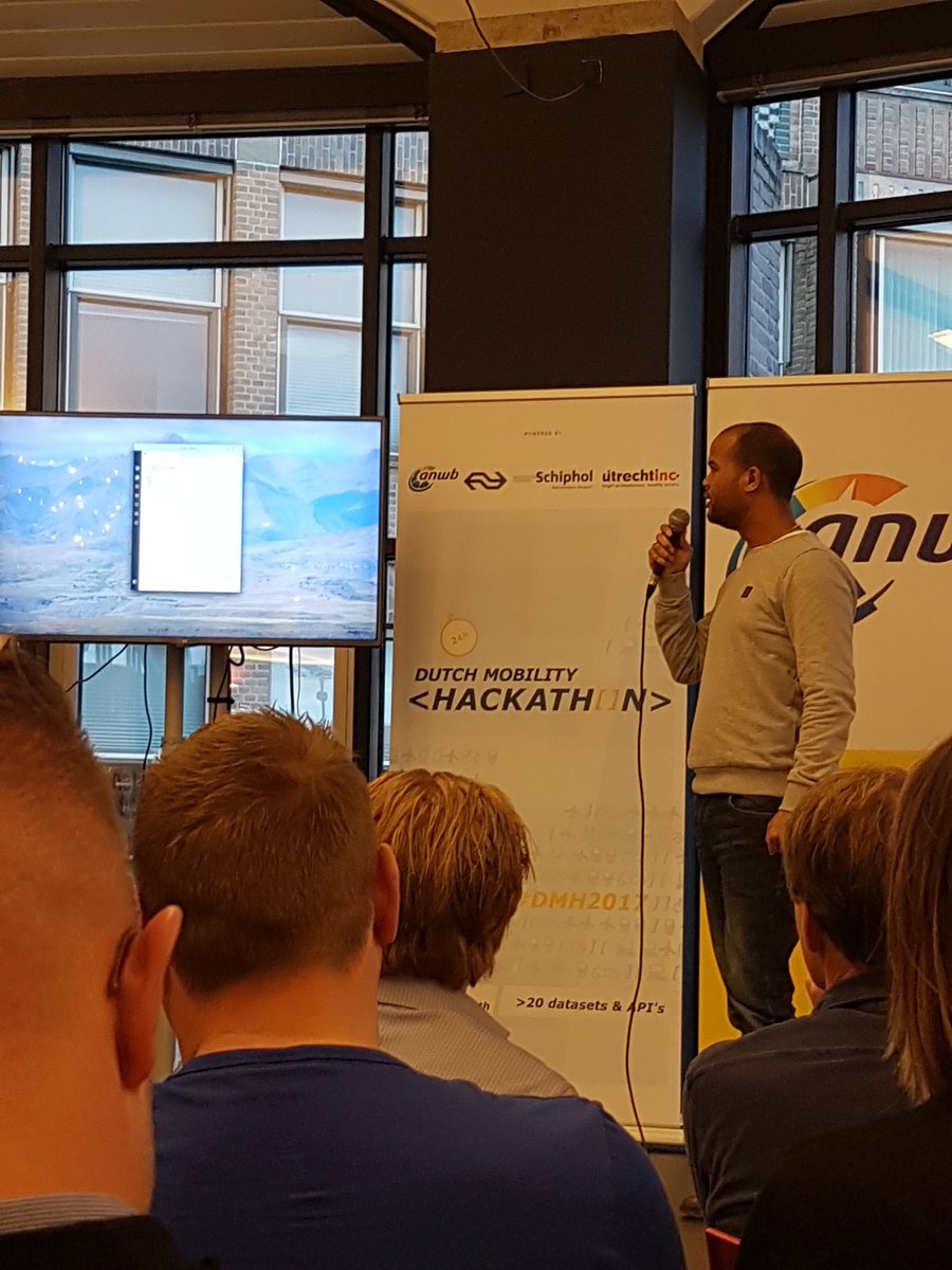 AYabzeg's tweet photo. @ANWB @Schiphol @UtrechtInc    E-root !  Stay charged 💪 Spannend ! https://t.co/5FdUYHbnyH