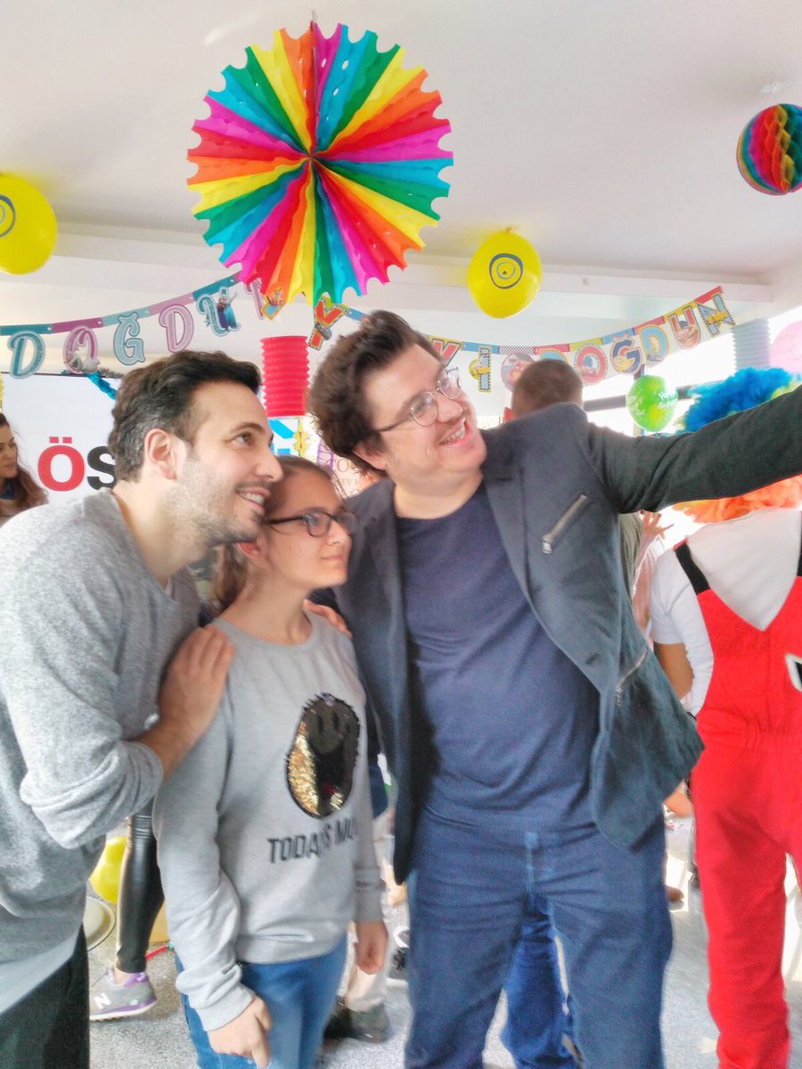 Kasım ayında doğan çocuklarımız <a href="/ibrahimbuyukak/">İbrahim BÜYÜKAK</a> ve <a href="/oguzhankoc/">Oğuzhan KOÇ</a> ile #LÖSEVDoğumGünü etkinliğinde buluşarak unutulmaz bir gün yaşadılar 🎂🎉🎈🎊🎁