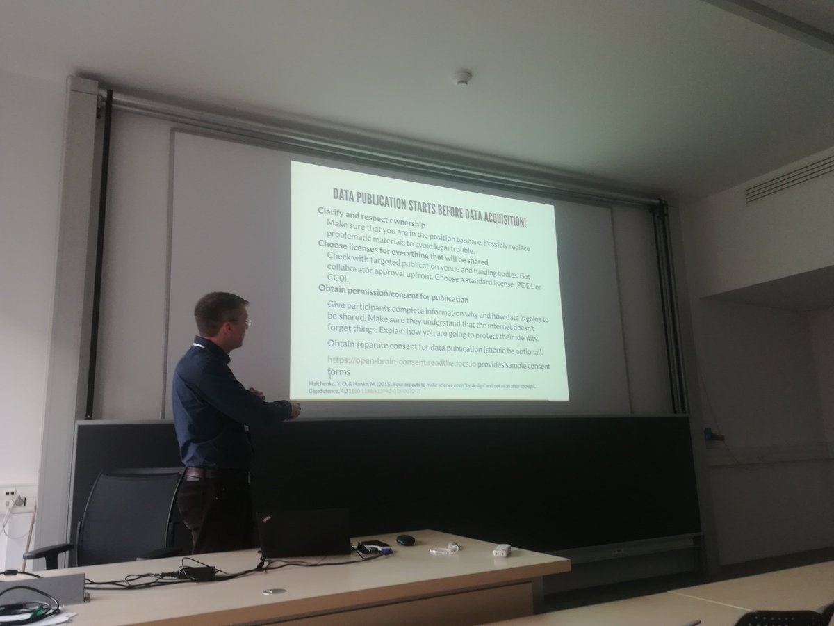 danieltomasz's tweet photo. How to prepare and share your data by @eknahm  #brainhackwarsaw https://t.co/6twDRxJfVw