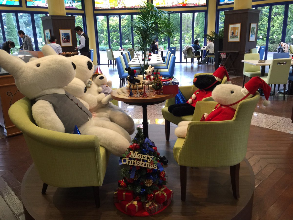 真 まこと Na Twitteru 富士急ハイランドへ行く前に 併設のリサとガスパールレストランでランチをし リサとガスパールタウンで買い物やカルーセルを楽しみました 富士急ハイランド リサとガスパール