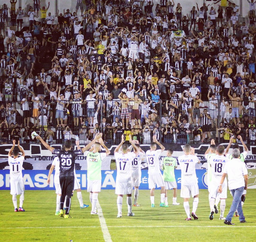 ABCFC's tweet photo. ⛿ #SempreABC | Neste sábado (18) o Mais Querido faz o seu último jogo de 2017 no Frasqueirão:

#ABCxOeste
🗓 Sábado [18]
🏟 #Frasqueirão
⏲ 16h30 [Horário de Natal]

BORA, ABC!

Ingressos à venda na bilheteria do Frasqueirão. https://t.co/SP4ok1zBqx