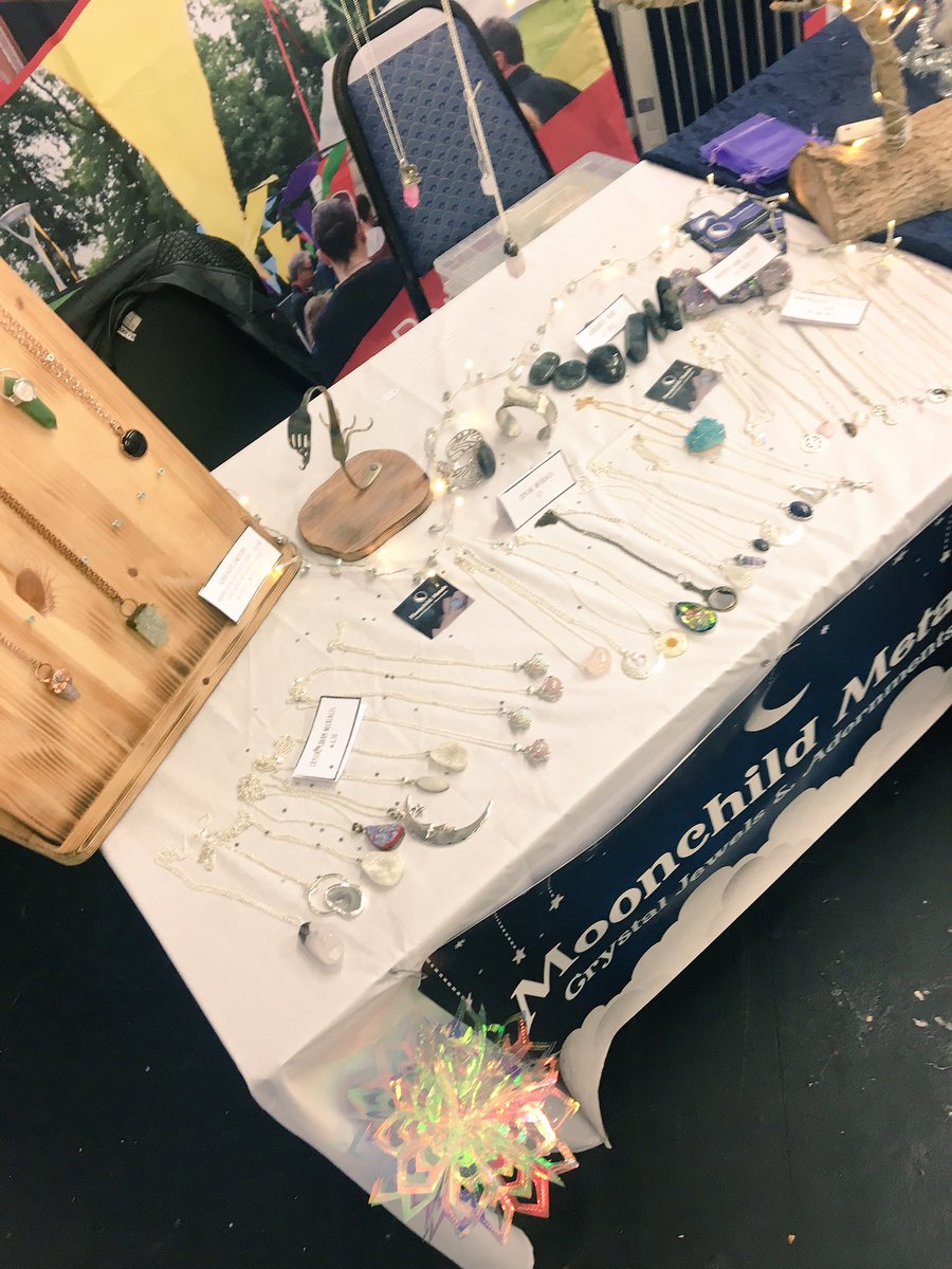 NicoleHollinger's tweet photo. Today we're at the @ybbanbridge Teenage Market in the E2 Theatre, Banbridge as part of @abcb_council Enterprise Week! Call in and browse ... I'll be doing a spot of xmas shopping! #ABCEW17 #GEW2017 https://t.co/7YG1WEE618