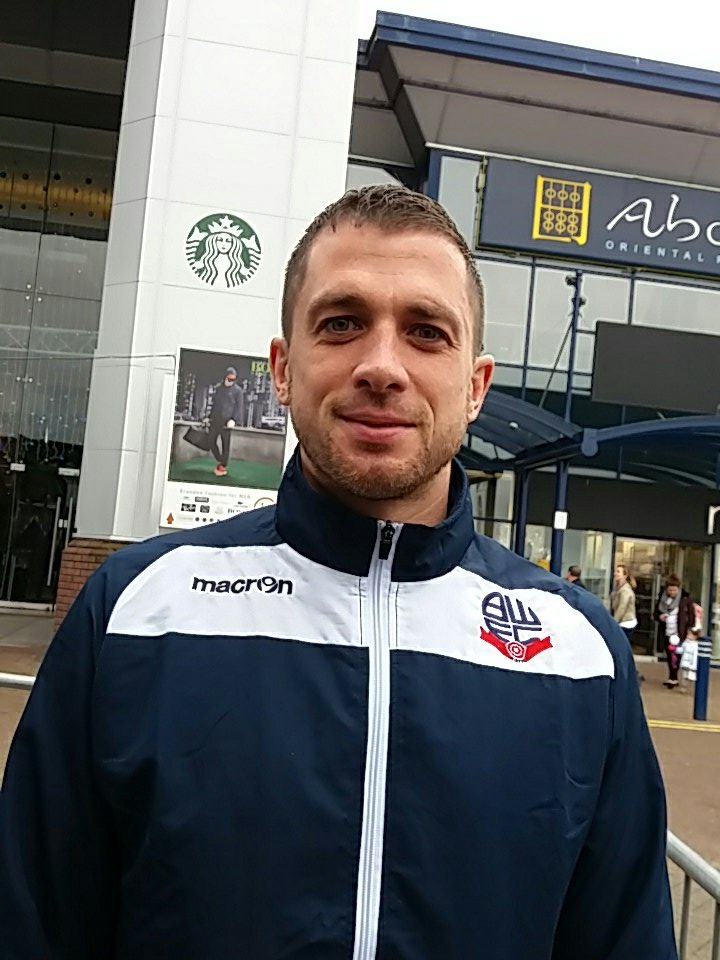 MiddlebrookRLP's tweet photo. We have @OfficialBWFC player Andrew Taylor on stage next at the #middlebrookswitchon https://t.co/Ynb0rvntDb