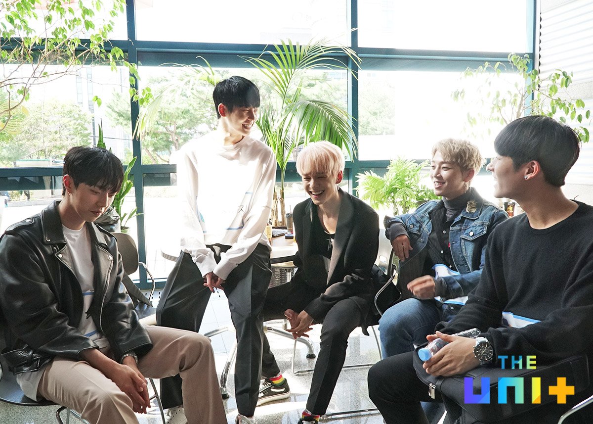 TheUNIT_KBS2017's tweet photo. 더유닛 유닛B 합숙소 입소현장📷

훈훈한 조합이 다모였어…❤
　
#더유닛 #TheUnit #유닛B #합숙소_입소현장 https://t.co/L8hfbrs8s7