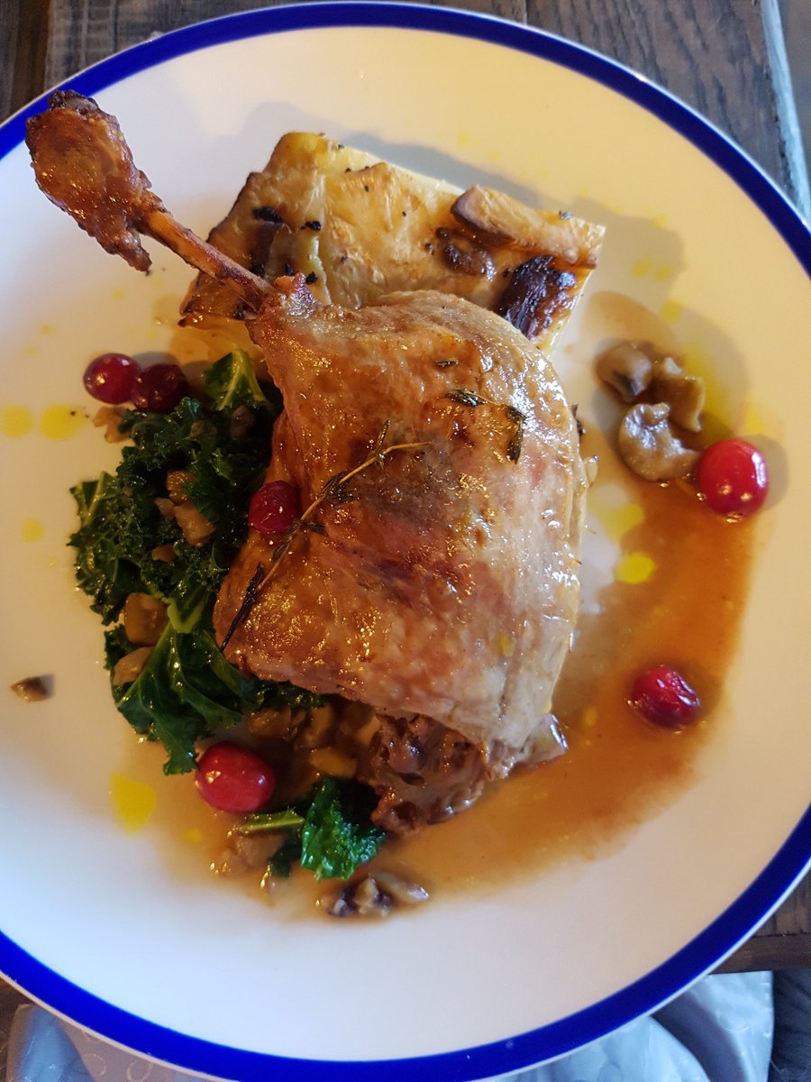 Don't forget we have all the action from the Wales v Georgia and Scotland v New Zealand games! Enjoy it with our duck leg and celeriac dauphinoise. #AutumnInternationals #Clapton #Hackney #Sport #GeronimoTastes #Food #Foodie