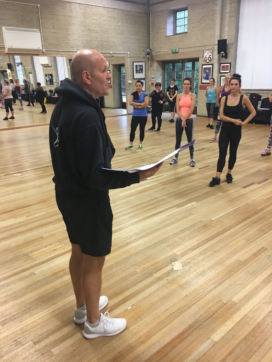 FitStepsFAB's tweet photo. @Fit_Steps and @FitStepsFAB training day well and truly under way! #danceyourselffit #strictly #fitness with Ian Parker 👯‍♀️👯‍♀️👯‍♀️ https://t.co/6wdppXrJ2t