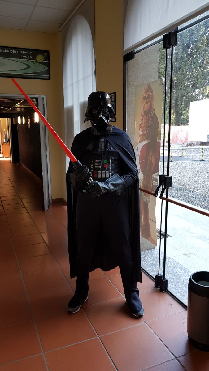 AstronautiCAST's tweet photo. "Il Giorno della Forza" al Planetario di Lecco è preso seriamente. Fateci una capatina!
@DeepSpaceLecco https://t.co/wRv8qOkrQD