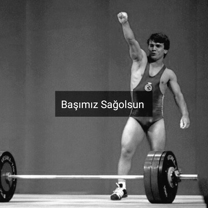 Cmhrytkdnlr's tweet photo. 46 Dünya Rekoru Kıran Cep Herkülü Naim Süleymanoğlu

7 Dünya Şampiyonluğu
6 Avrupa Şampiyonluğu
3 Olimpiyat Altın Madalyası
Allah Rahmet Eylesin https://t.co/MnX61NWcEL