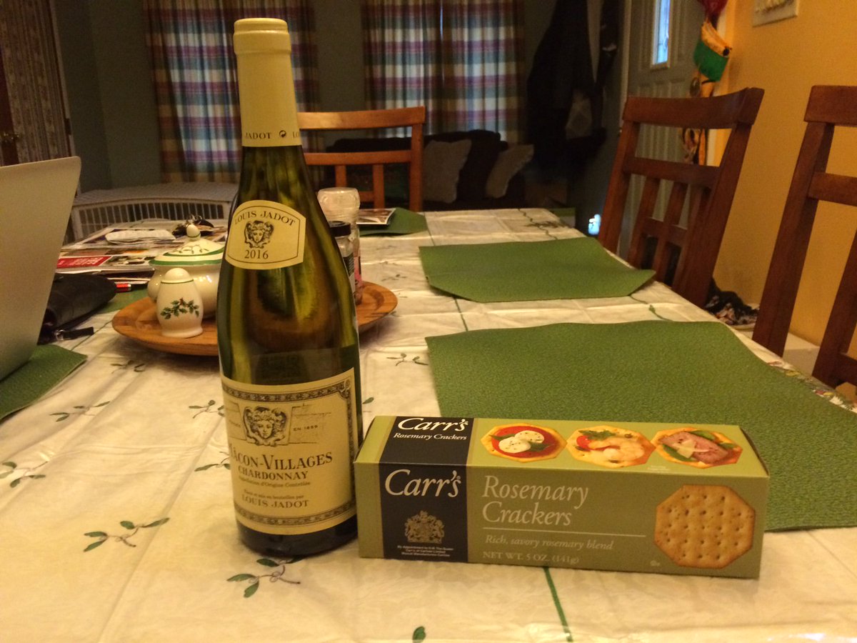 lvandam's tweet photo. @LoveJadot This is my Pairing. #GoWithJadot  #sweepstakes https://t.co/pK7yxG1PyZ
