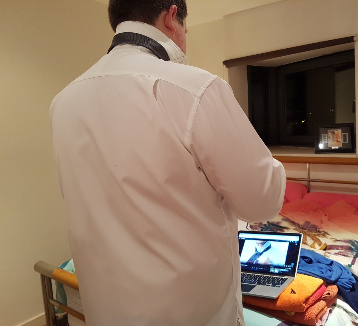 WeeksyWedding's tweet photo. YouTube to the rescue! Ian wasn't around to sort Danny's tie this time so he had to fend for himself! 😂 https://t.co/jjFd0rYIfq