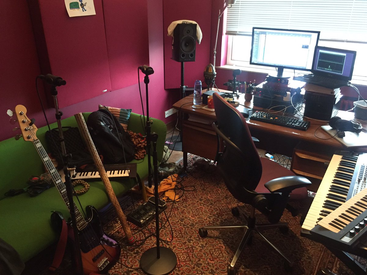 tenfour2's tweet photo. Putting the finishing touches on the music for #fromorbit, a game by @tentaclehead! https://t.co/OBeZj1vP3d