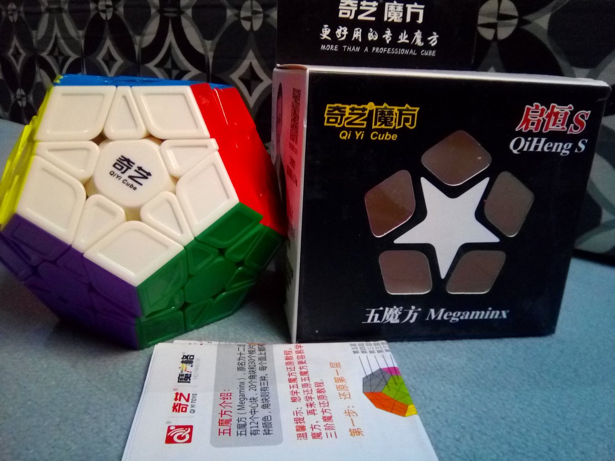dcfashioncube's tweet photo. Qiyi Qiheng S Megaminx Stickerless
Price 250.00 php
#dcfc
#dcfashioncube
#justcubeit https://t.co/WPSDwUIZkI