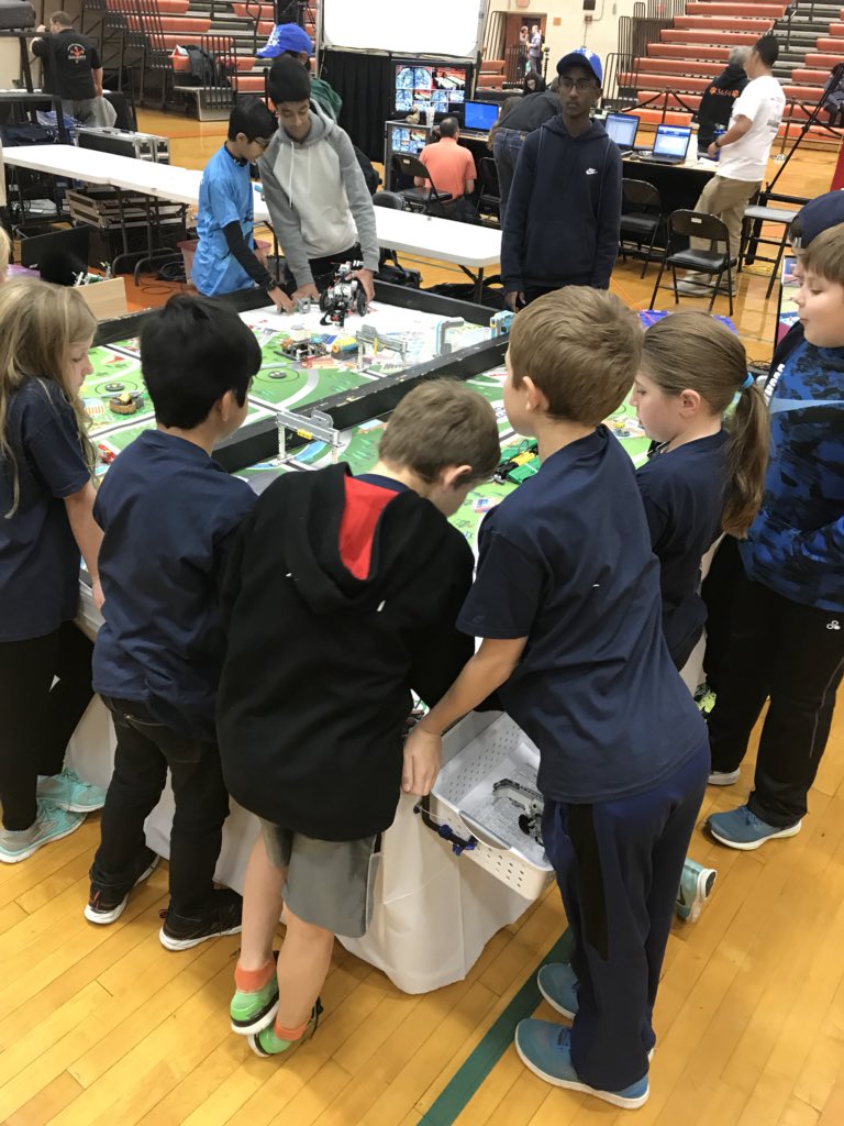 MrMoscowitz's tweet photo. Competition day! First Lego League Robotics! @SalernoBethel https://t.co/p8fEuNht7T