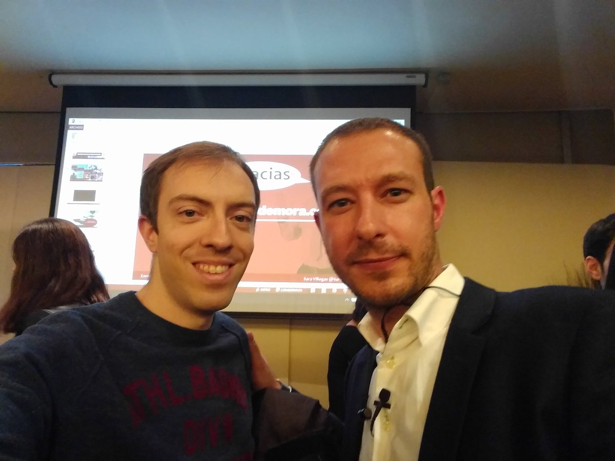 mikiov's tweet photo. Mañana de aprendizaje sobre #marketing y #millennials que nos vendrá muy bien para seguir innovando en #periodismo con @breakingclubES @ClubInfluencers @mediatuits. Mochila cargada de amigos. El próximo año más #BusinessInChange #BIC2017 Gracias @juanmerodio y @NuriaCSopena https://t.co/Slwb8j1Rdv