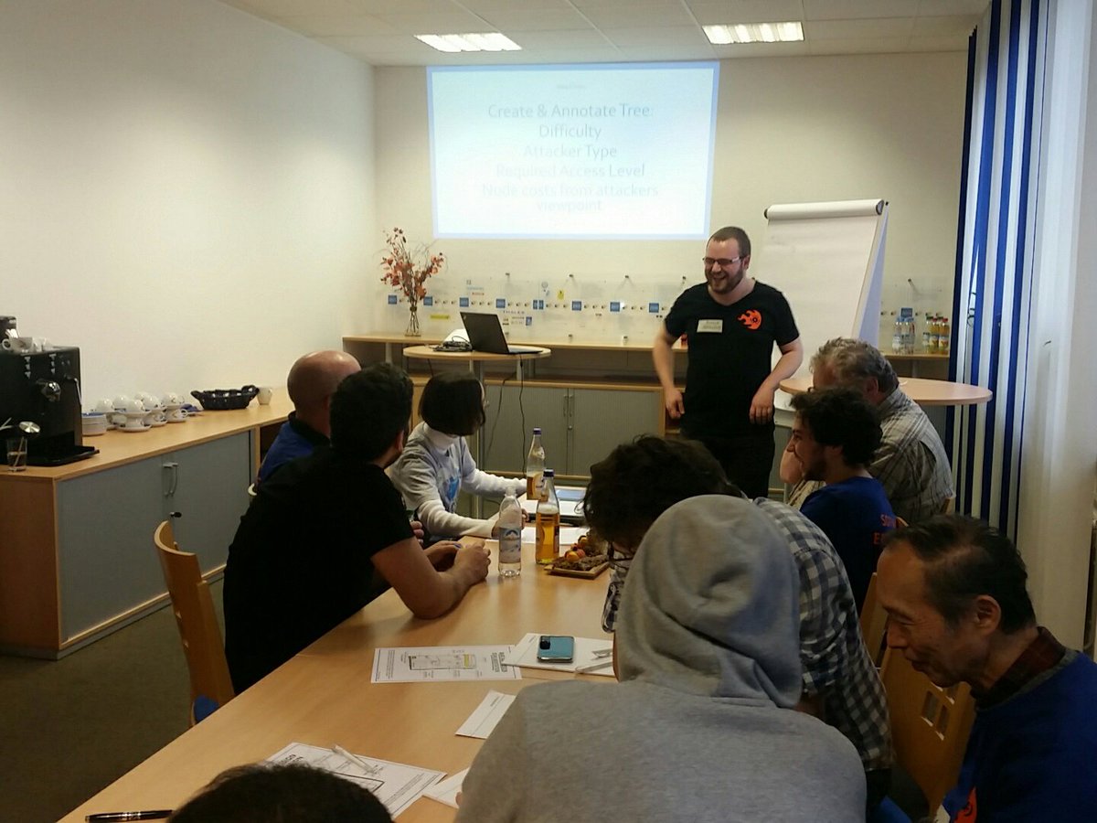 ClemensHuebner's tweet image. Beschütze den Webshop: Threat Modeling mit @ZahoOnIT am #swec17