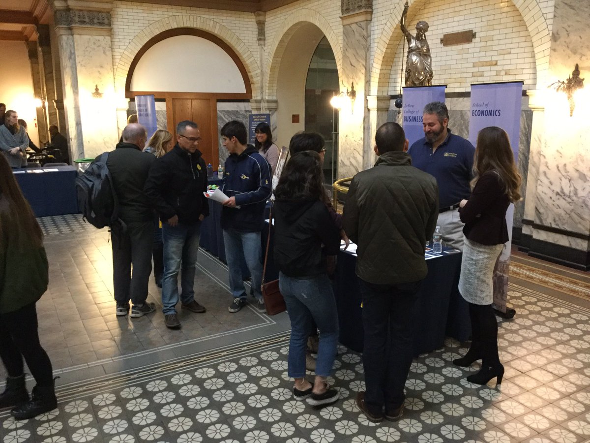 DrexelAdmission's tweet photo. Humanities, science, health professions, design, engineering, the arts - no matter what your field of interest is, a Drexel education can help you excel. Be sure to visit us at our next Open House to find out how! #drexelvisit #ambitioncantwait https://t.co/f8UnPOMd4F