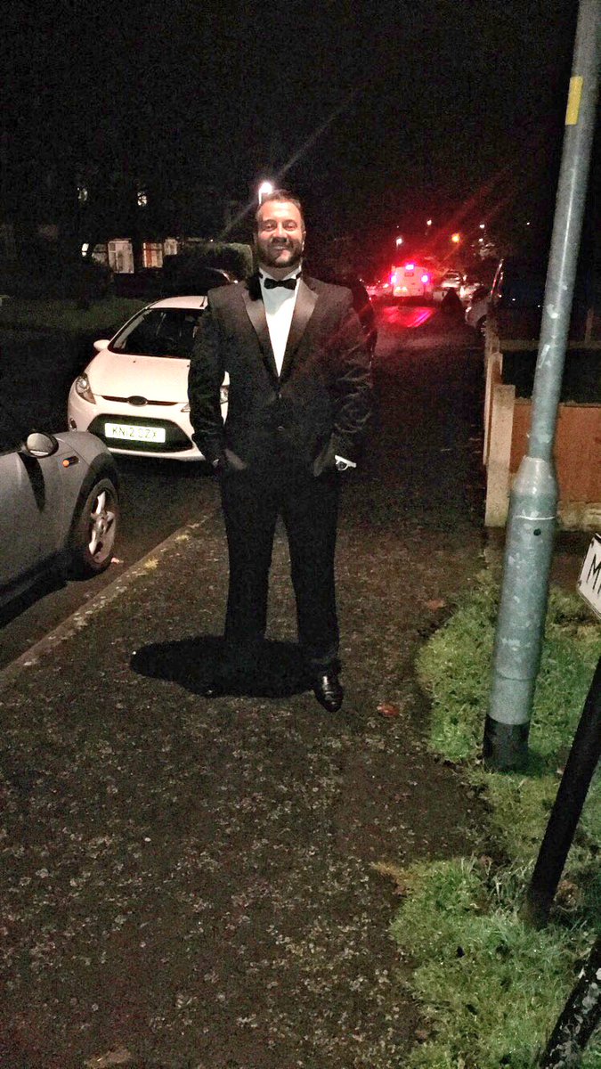 JadeStevens21's tweet photo. Suited and booted 😘 https://t.co/0X9mxdM2Yu