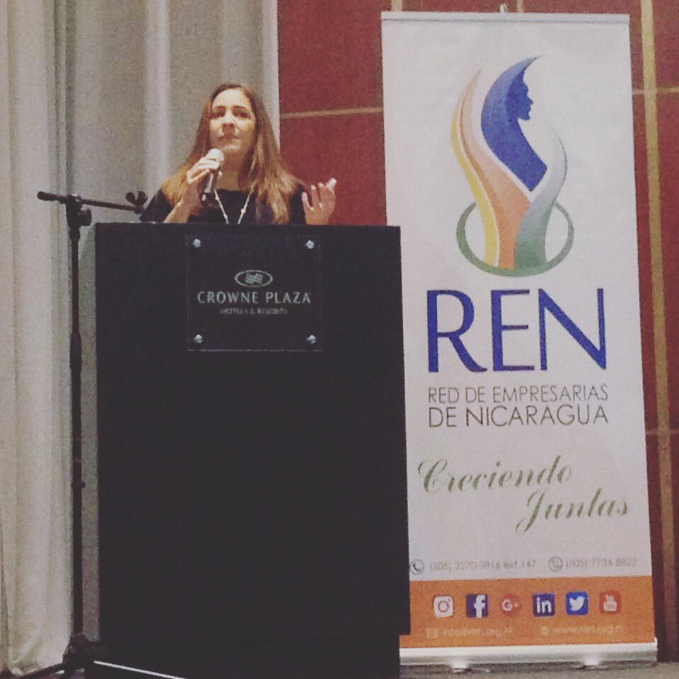 SlickDevelopers's tweet image. Nuestra fundadora @SheilaSlick en el ámbito de la #SemanaGlobaldelEmprendimiento en el panel “La importancia de la #tecnología, la comunicación y la creatividad para #emprender” #REN Centro Convenciones CrownePlaza