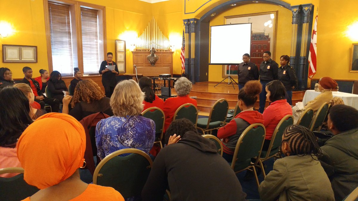 SumnerMuseum's tweet photo. Sumner Museum Executive Director Kimberly Springle reading the History of ROTC at Dunbar HS! #dunbar #dcpspride #history #dcps @dunbardc @DunbarHSDC https://t.co/C0kGkM7VX2