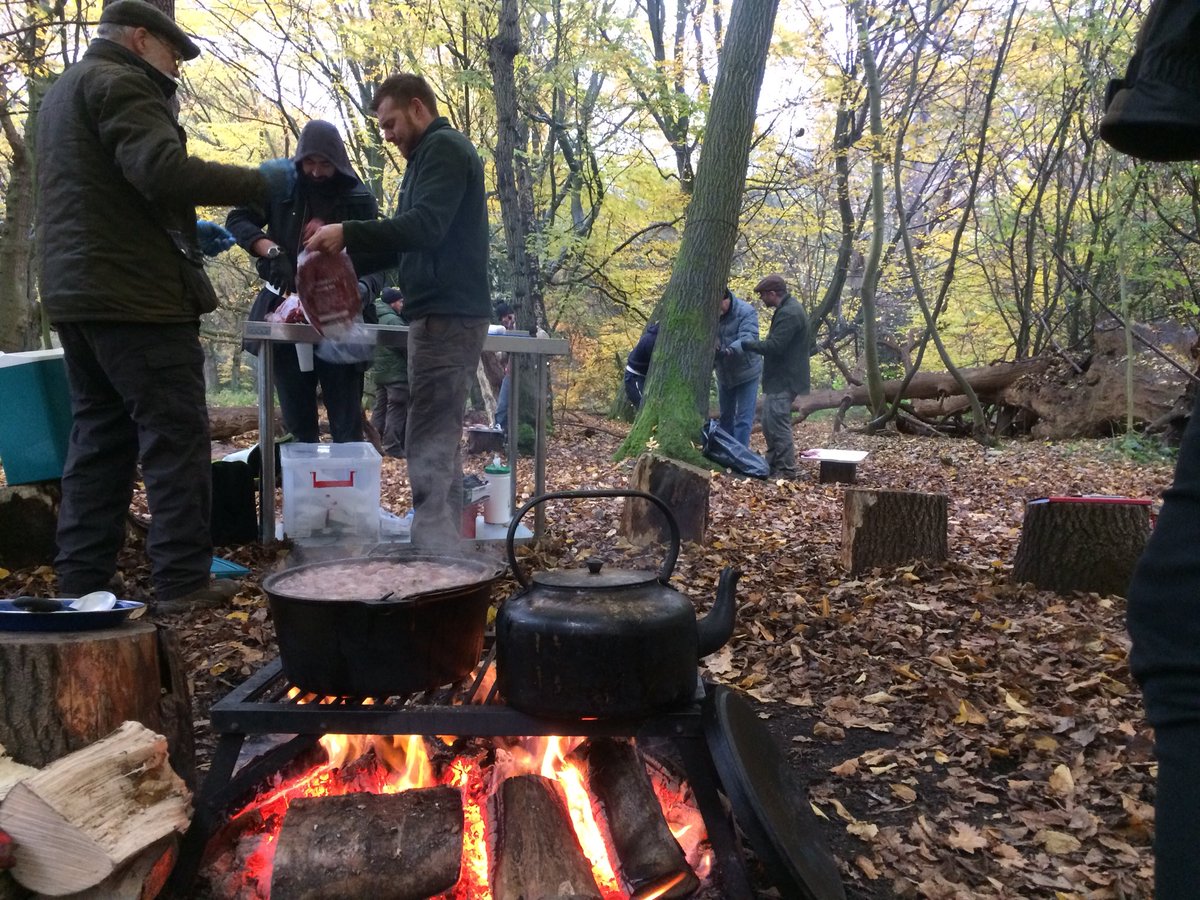 AlisonTapply's tweet photo. Great #venisonworkshop on @CoLEppingForest today. An opportunity to explain why we need to manage the deer &amp; make use of a sustainable food https://t.co/haVhYohYoS